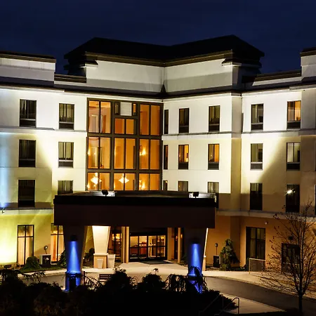 Holiday Inn Express & Suites Harrisburg West-2