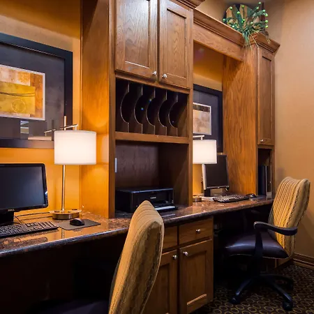 Best Western Plus Christopher Inn & Suites-3