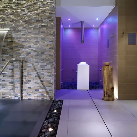 Hotel Select Suites & Spa - Apartments-2