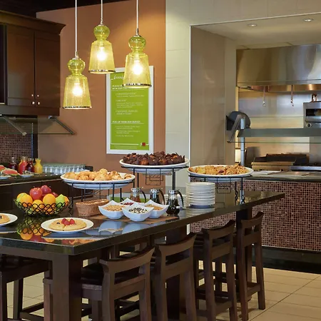 Hilton Garden Inn Toronto Airport West/Mississauga-2