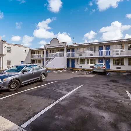 Motel 6-Washington, Dc - Convention Center-2