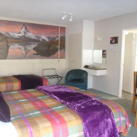 Aden Motel-2