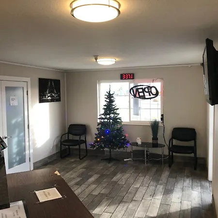 Ameri-Stay Inn & Suites-3