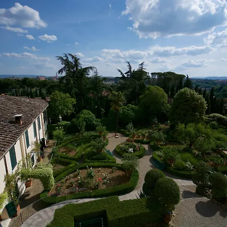 Villa Scacciapensieri Boutique Hotel-3