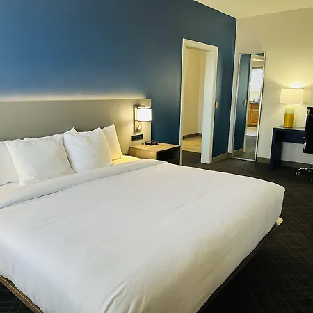 Comfort Inn & Suites Wylie-3