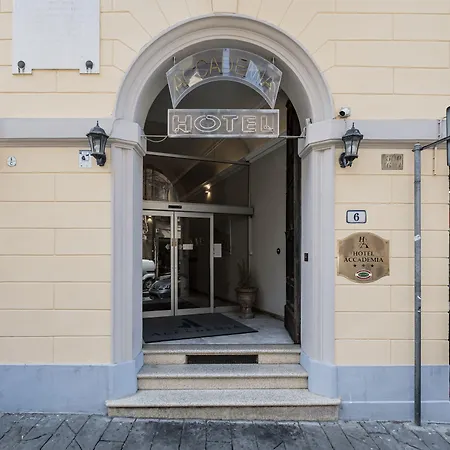 Hotel Accademia-2
