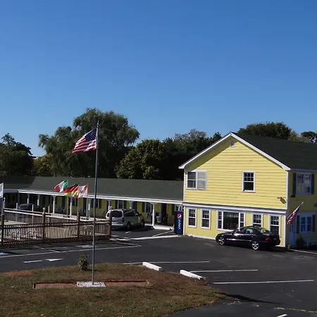 Jonathan Edwards Motel-2