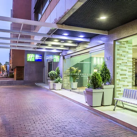 Holiday Inn Express Bogota - Parque La 93 By Ihg-2