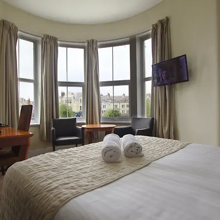 The Broadway Hotel-3