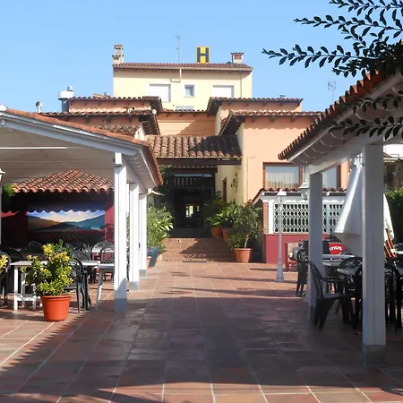 Hostal Can Pou-2