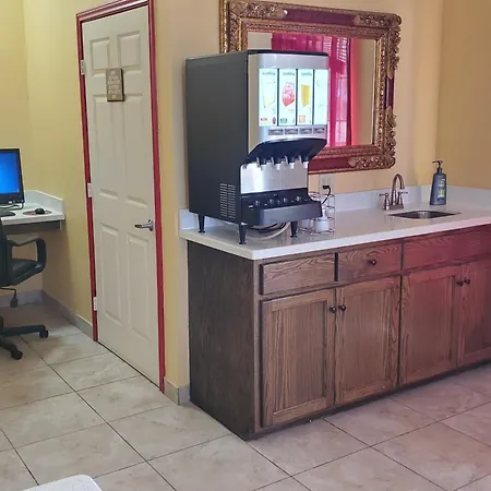 La Bonita Inn & Suites - Mccamey-2