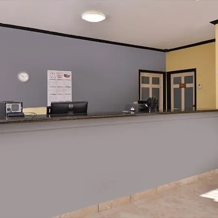 La Bonita Inn & Suites - Mccamey-3
