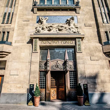 Continental Hotel Budapest-3