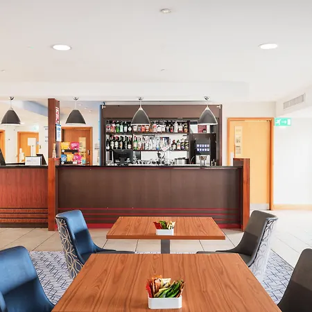 Holiday Inn Express Shrewsbury By Ihg-3