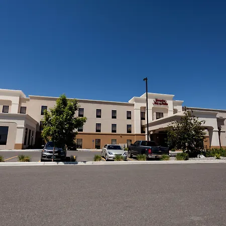 Hampton Inn & Suites Riverton-3