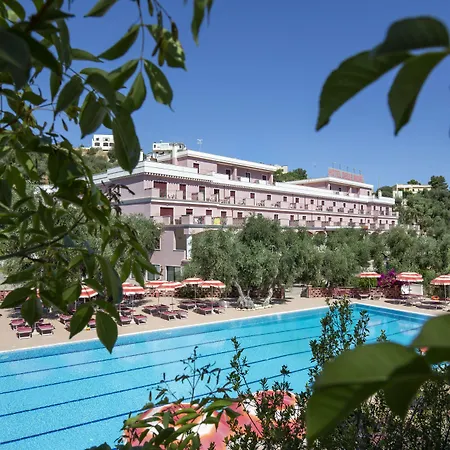 Hotel Delle More-2