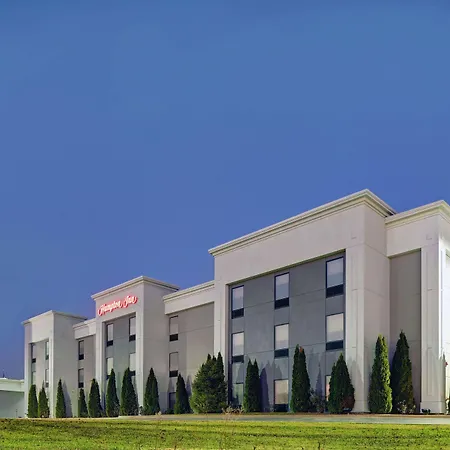 Hampton Inn Farmington-3