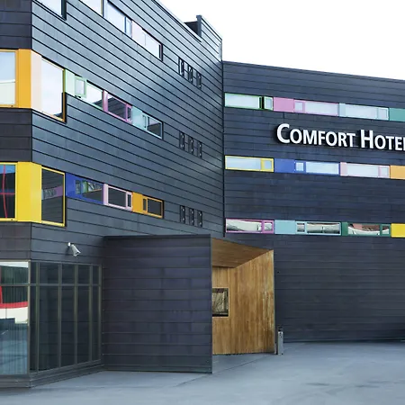 Comfort Hotel Runway-3