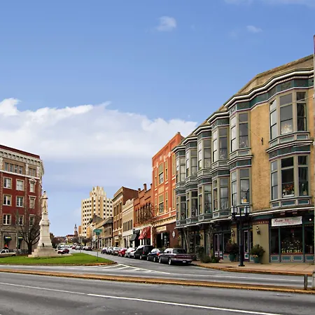 Microtel Inn & Suites By Wyndham Macon-3