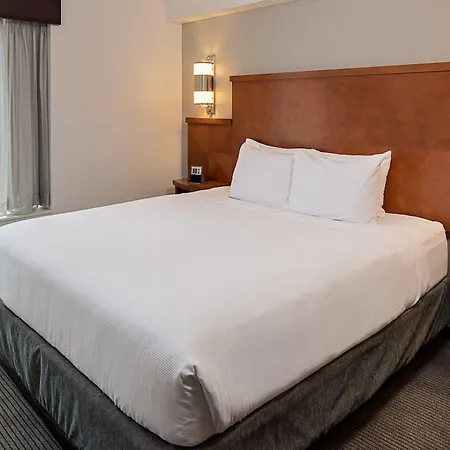Hyatt Place Pittsburgh North Shore-3
