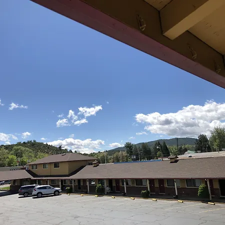 Klamath Motor Lodge-2