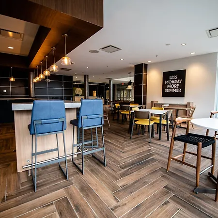 Fairfield By Marriott Inn & Suites Washington Casino Area-3