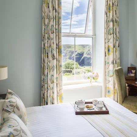 Mullion Cove Hotel & Spa-3
