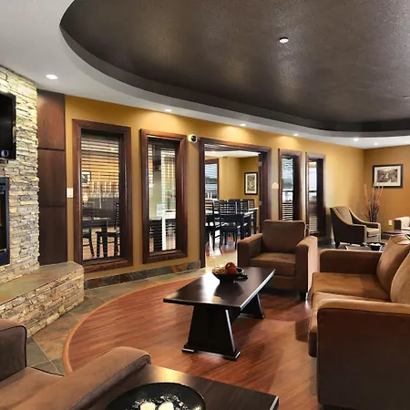 Ramada By Wyndham Cold Lake-2