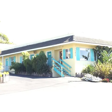 Beach Bungalow Inn And Suites-2