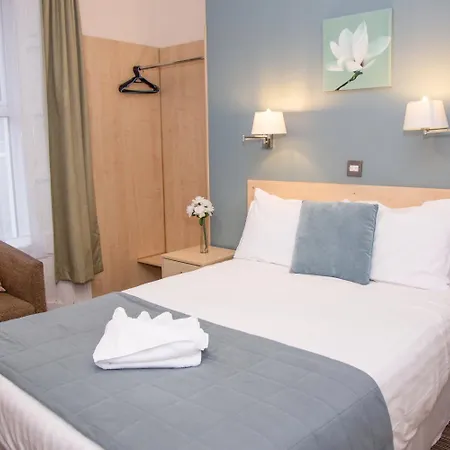 The Kynance House On Plymouth Hoe ,26 Ensuite Rooms-3