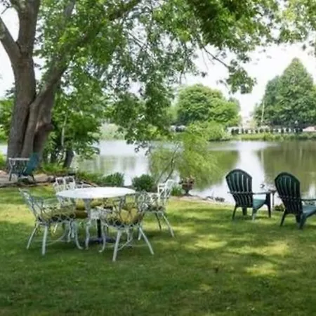 Walden On The Pond-2