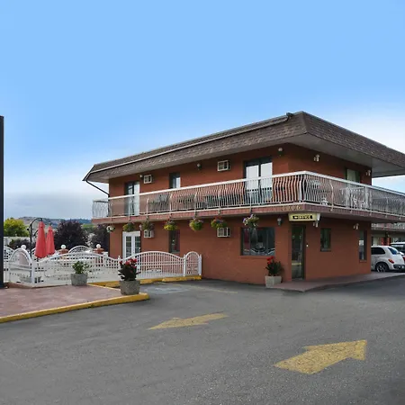 Canadas Best Value Inn & Suites-Vernon-2