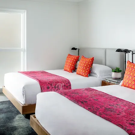 Bluebird Spa City Motor Lodge-2