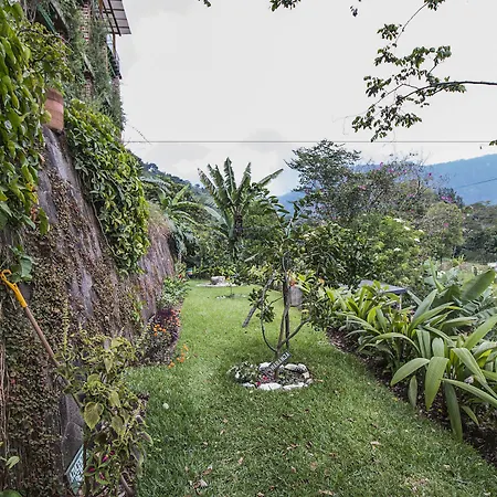 Eco Hotel Uxlabil Atitlan-3