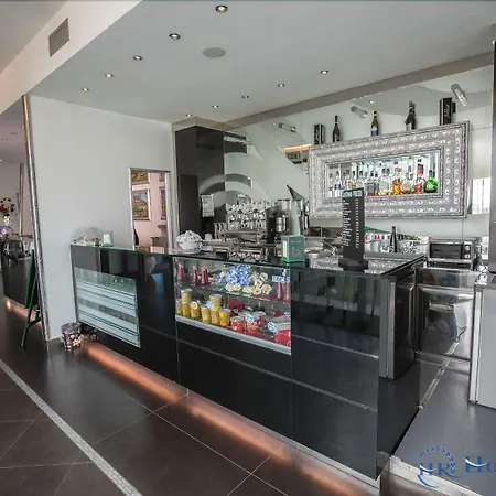 Hotel Relax Roma Nord-3