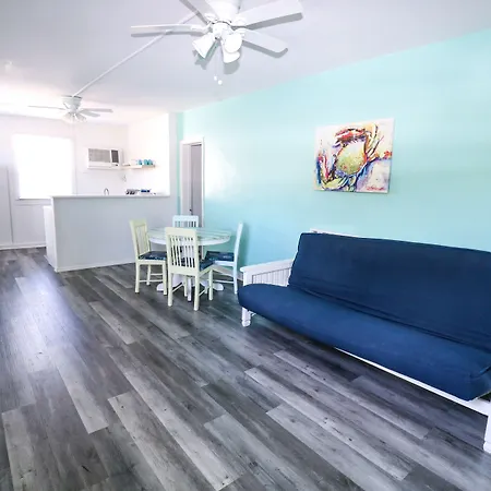 Drop Anchor Resort & Marina-3