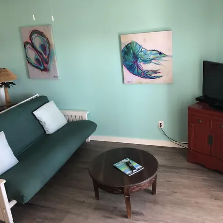 Drop Anchor Resort & Marina-3