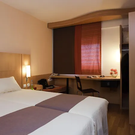 Ibis Cancun Centro-2