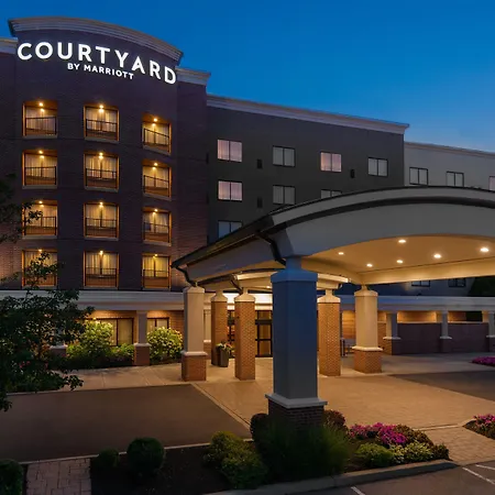 Courtyard By Marriott Buffalo Airport-3