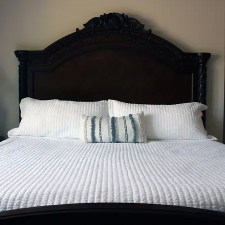 Silverton Inn & Suites-3