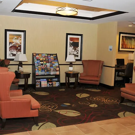 Holiday Inn Express & Suites Clinton By Ihg-3