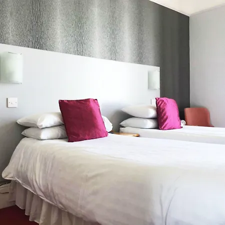 Harrow Lodge Hotel-3