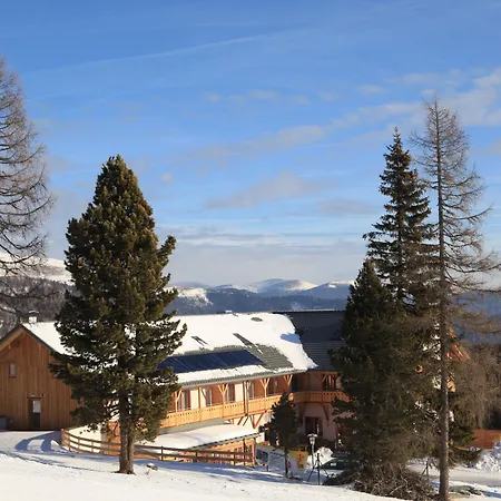 JUFA Hotel Hochrindl-2