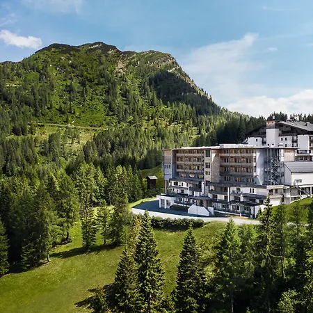 Falkensteiner Family Hotel Sonnenalpe-2