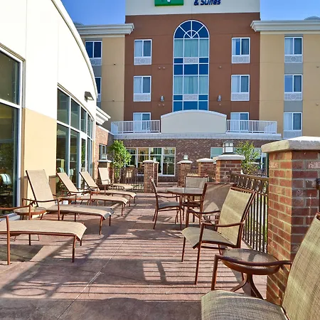 Holiday Inn Express & Suites - Williston By Ihg-3