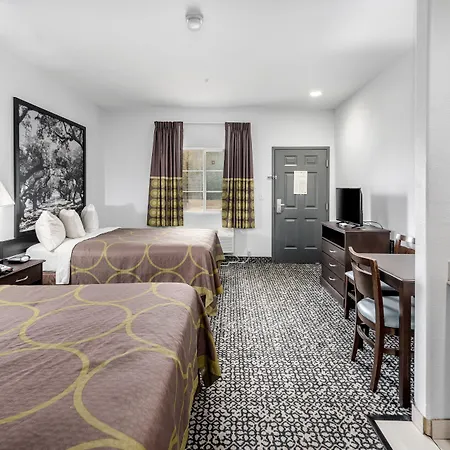 Super 8 By Wyndham Mansfield La-3