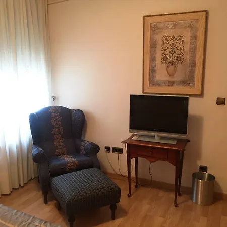 Hotel Juanito-3