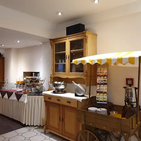 Avantgarde Hotel-2