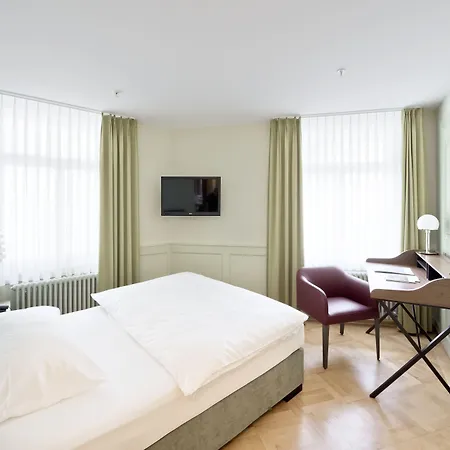 Blume Baden Hotel & Restaurant-2