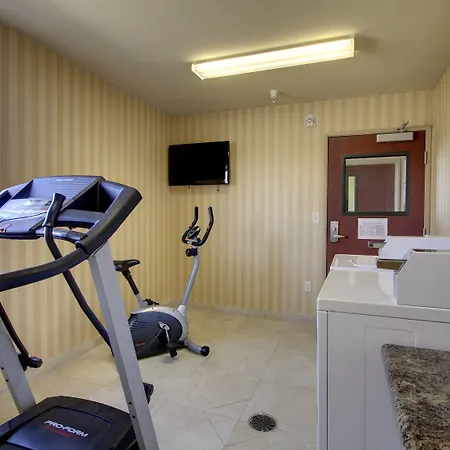 Cobblestone Hotel - Wayne-3